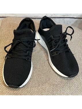 JUST FAB "Velinda" Black & White Sneakers-8